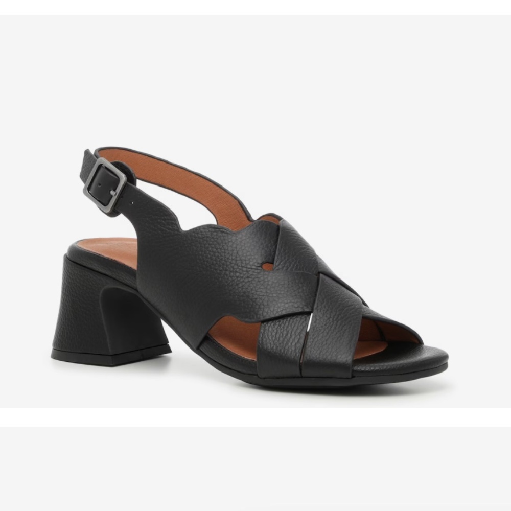 Gentle Souls by Kenneth Cole                      Black Ivy Sandal